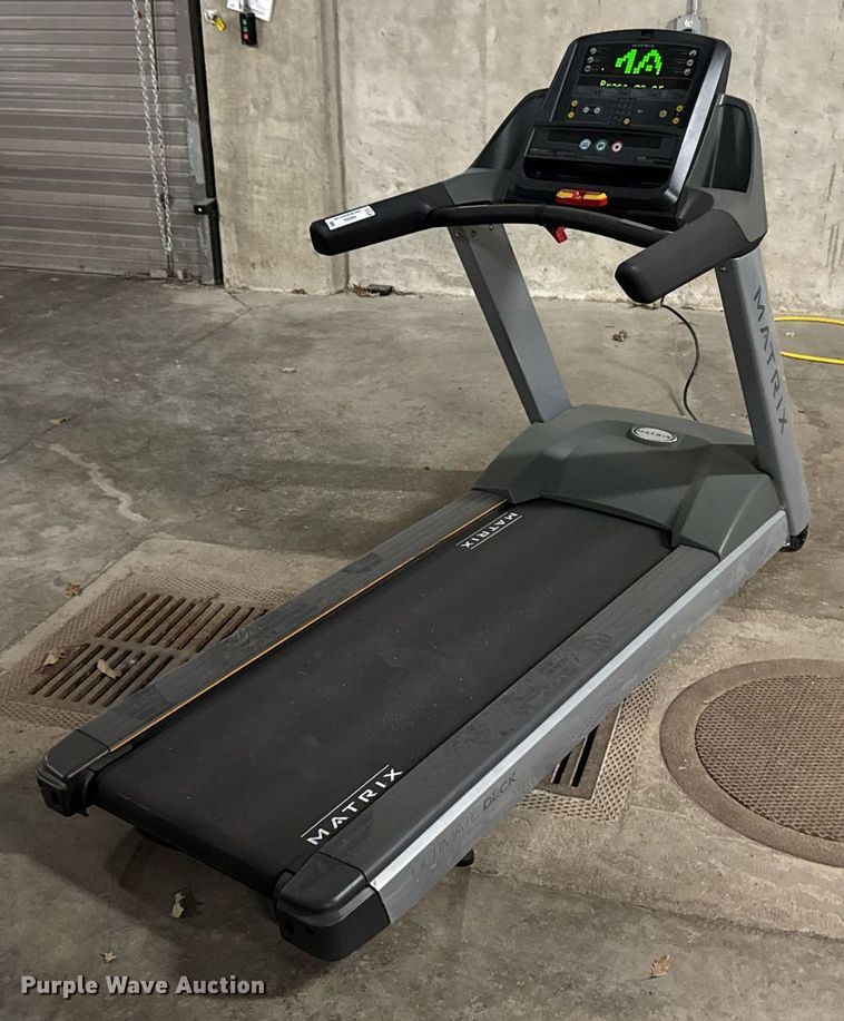 image for item EM3504 Matrix T3X treadmill