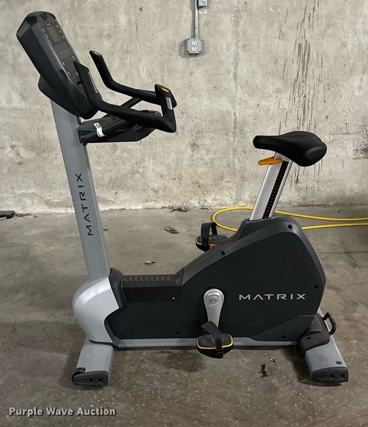 image for item EM3505 Matrix Hure-3X-02-C exercise bike