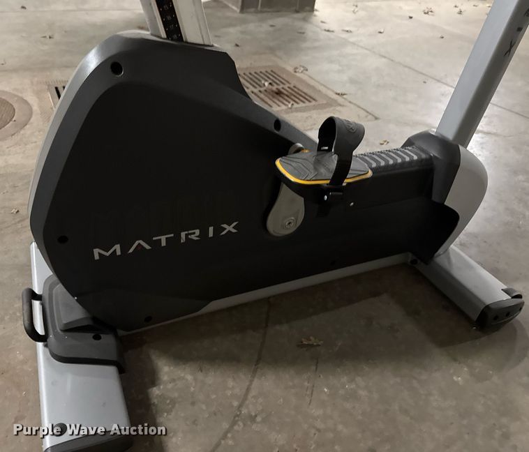 image for item EM3505 Matrix Hure-3X-02-C exercise bike