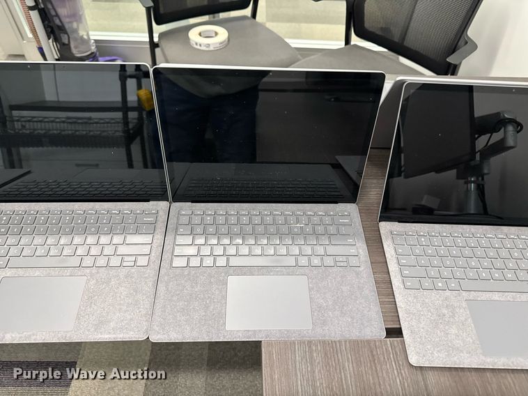 image for item EM3507 (10) Microsoft 1867 laptops