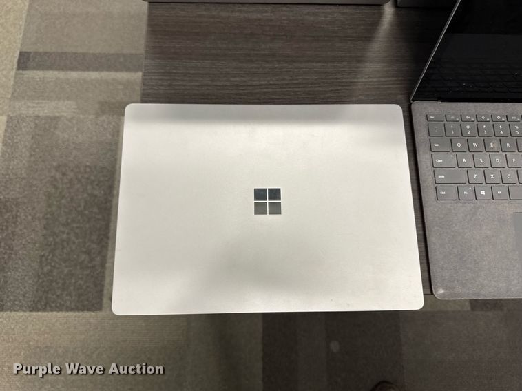 image for item EM3507 (10) Microsoft 1867 laptops