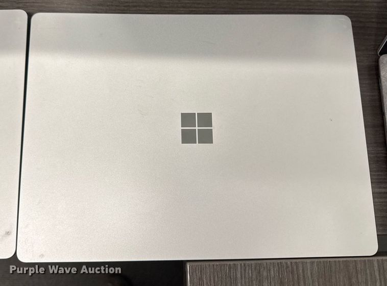 image for item EM3507 (10) Microsoft 1867 laptops