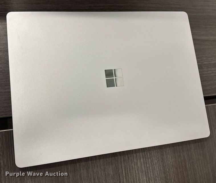 image for item EM3507 (10) Microsoft 1867 laptops