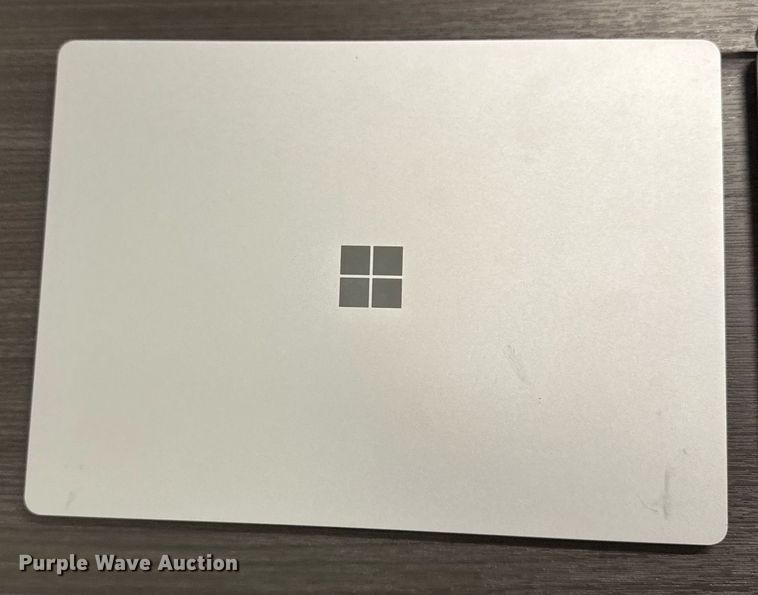 image for item EM3507 (10) Microsoft 1867 laptops