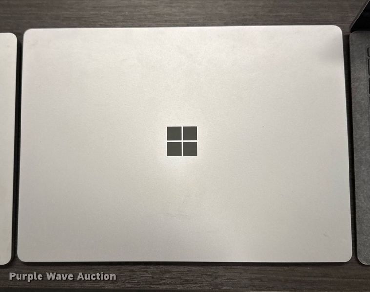 image for item EM3507 (10) Microsoft 1867 laptops