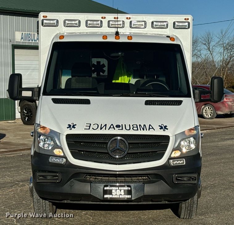 image for item EN5061 2014 Mercedes-Benz Sprinter 3500 ambulance