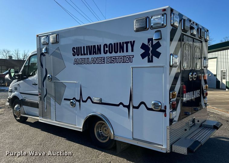 image for item EN5061 2014 Mercedes-Benz Sprinter 3500 ambulance