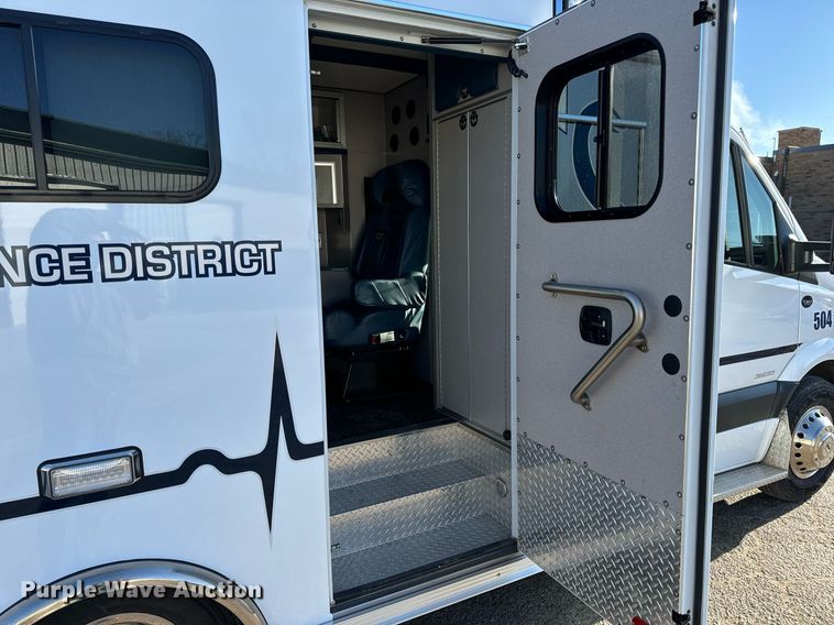 image for item EN5061 2014 Mercedes-Benz Sprinter 3500 ambulance