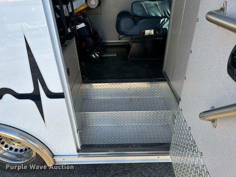 image for item EN5061 2014 Mercedes-Benz Sprinter 3500 ambulance