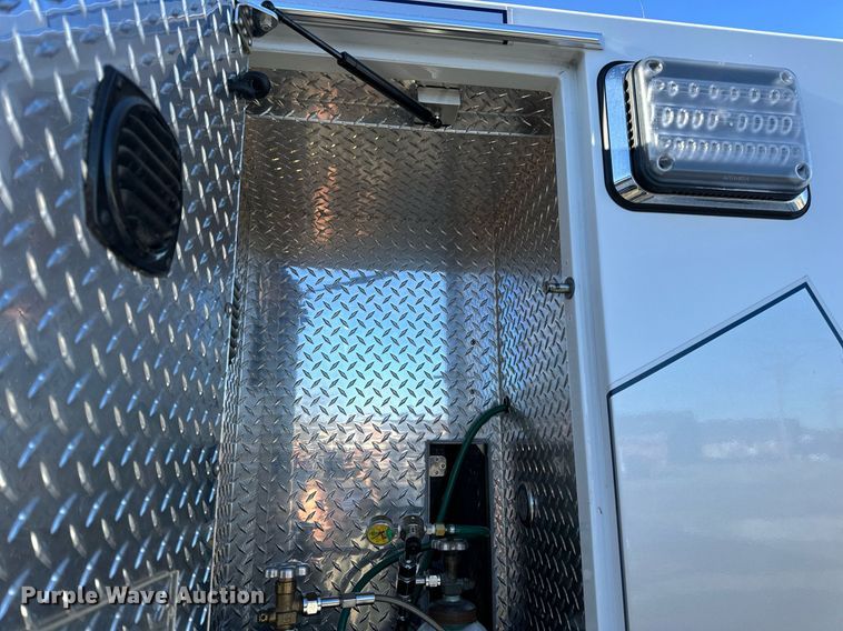 image for item EN5061 2014 Mercedes-Benz Sprinter 3500 ambulance