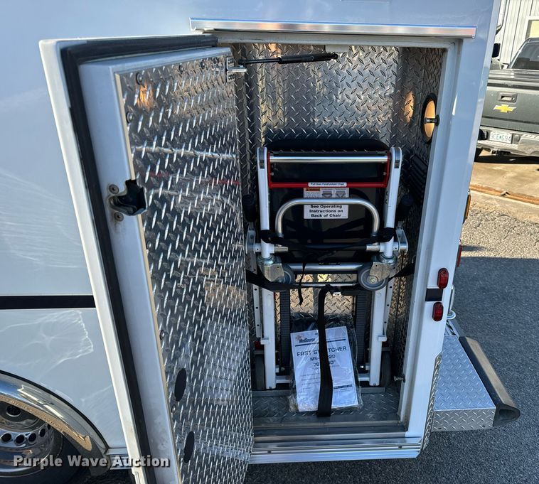 image for item EN5061 2014 Mercedes-Benz Sprinter 3500 ambulance