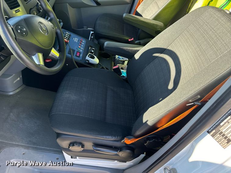 image for item EN5061 2014 Mercedes-Benz Sprinter 3500 ambulance