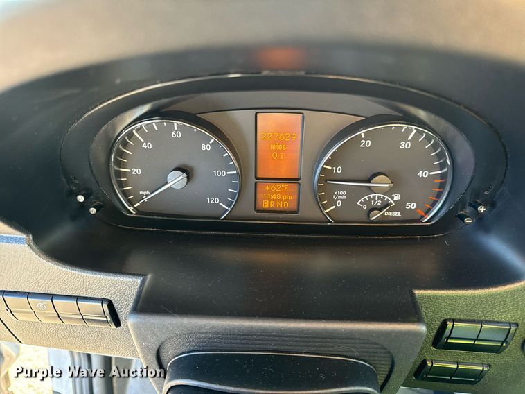 image for item EN5061 2014 Mercedes-Benz Sprinter 3500 ambulance