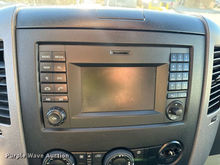 image for item EN5061 2014 Mercedes-Benz Sprinter 3500 ambulance