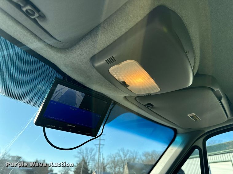 image for item EN5061 2014 Mercedes-Benz Sprinter 3500 ambulance