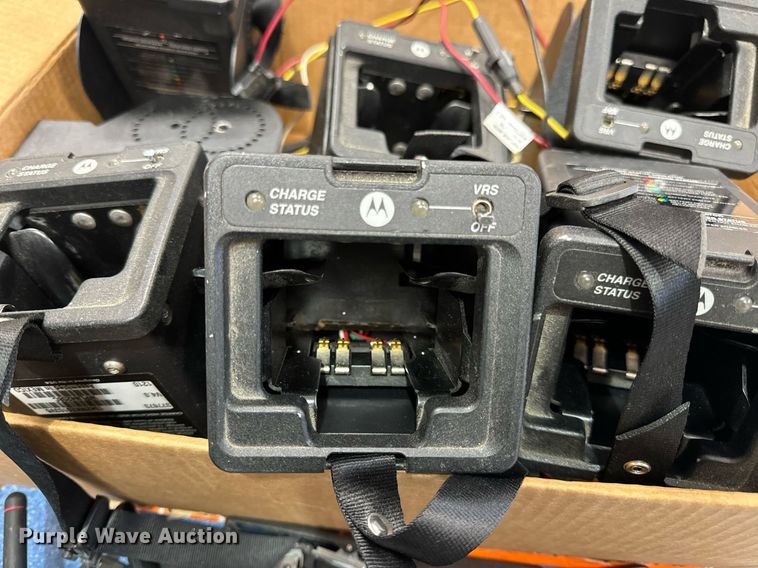 image for item EN5067 (20) radios