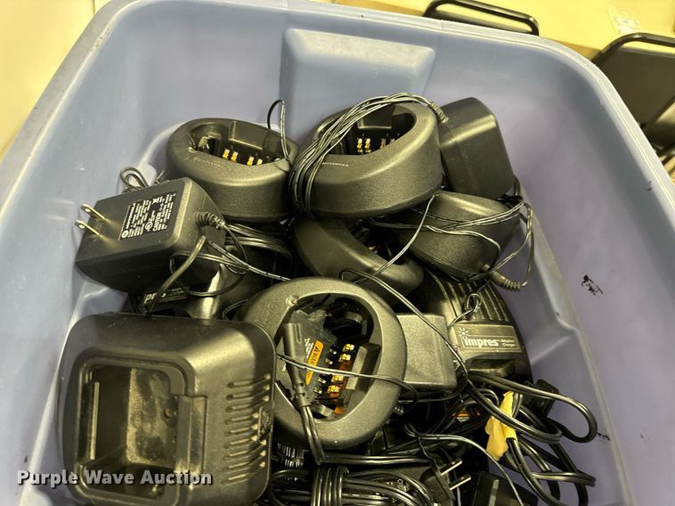 image for item EN5067 (20) radios