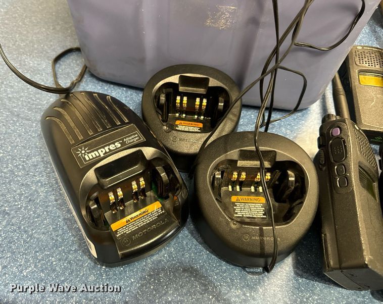 image for item EN5067 (20) radios