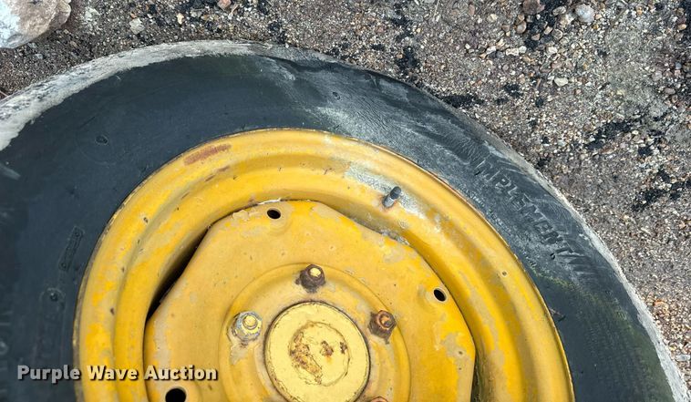 image for item EN5070 Anderson rock picker