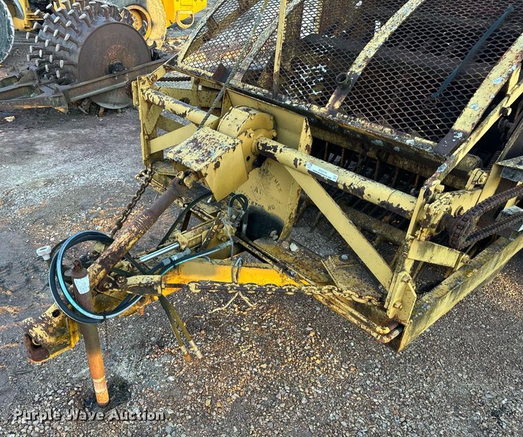 image for item EN5070 Anderson rock picker