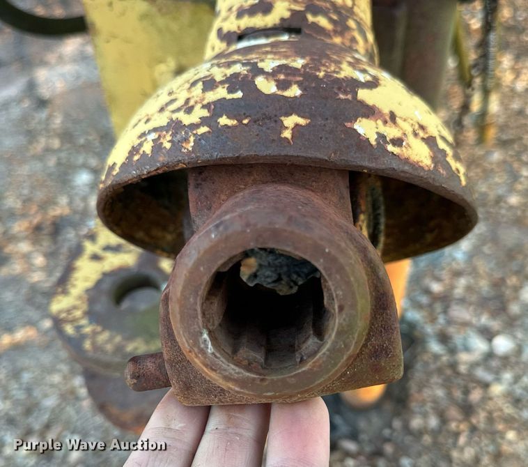 image for item EN5070 Anderson rock picker