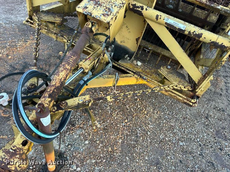 image for item EN5070 Anderson rock picker