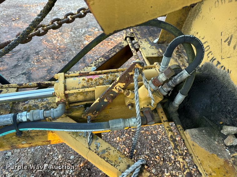 image for item EN5070 Anderson rock picker