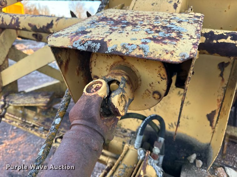 image for item EN5070 Anderson rock picker