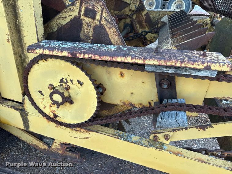 image for item EN5070 Anderson rock picker