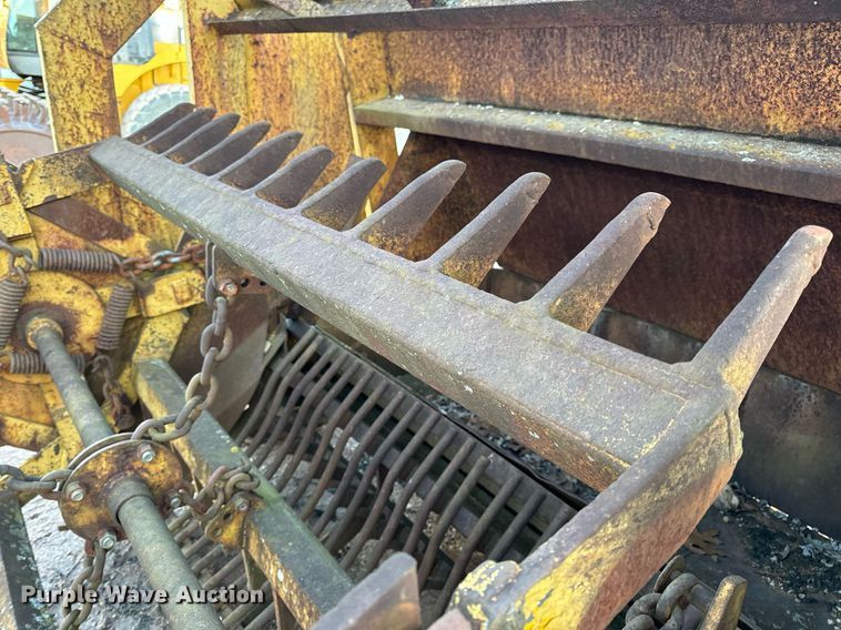 image for item EN5070 Anderson rock picker