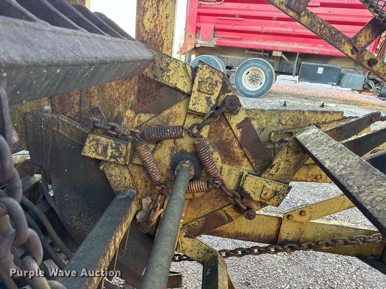 image for item EN5070 Anderson rock picker