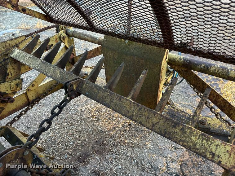 image for item EN5070 Anderson rock picker