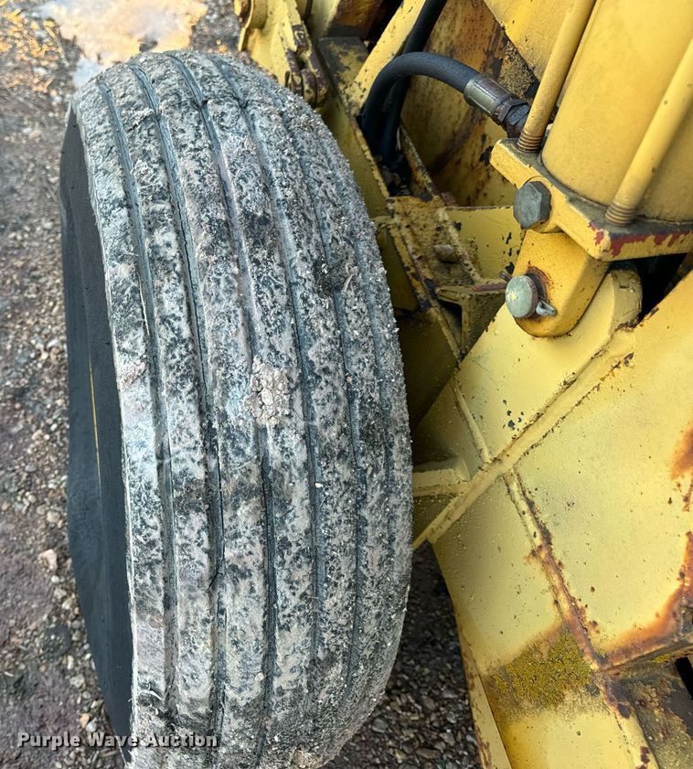 image for item EN5070 Anderson rock picker