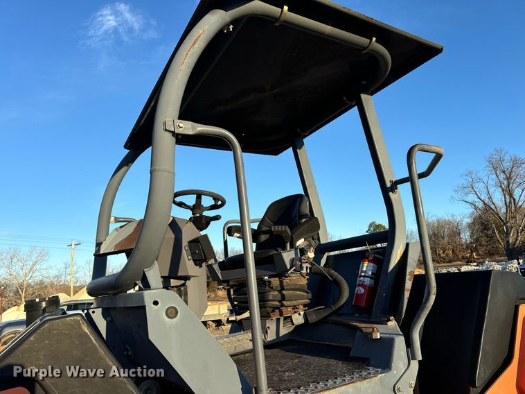 image for item EN5071 2006 Hamm HD70 double drum vibratory roller