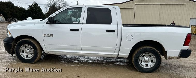 image for item EN5076 2014 Dodge Ram 1500 Crew Cab pickup truck