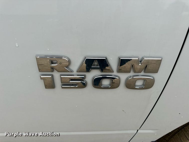 image for item EN5076 2014 Dodge Ram 1500 Crew Cab pickup truck