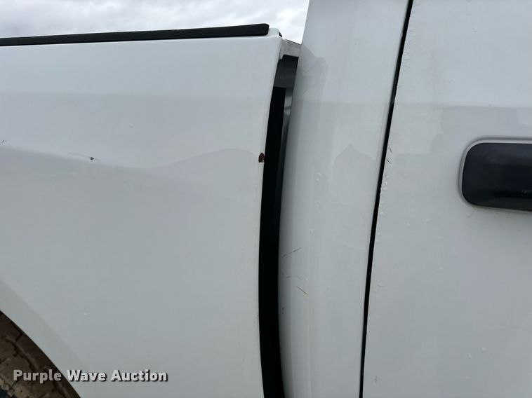 image for item EN5076 2014 Dodge Ram 1500 Crew Cab pickup truck