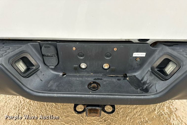 image for item EN5076 2014 Dodge Ram 1500 Crew Cab pickup truck