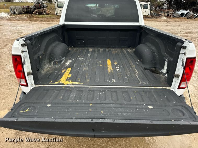 image for item EN5076 2014 Dodge Ram 1500 Crew Cab pickup truck