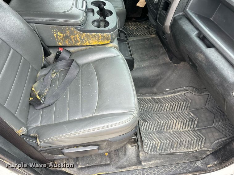 image for item EN5076 2014 Dodge Ram 1500 Crew Cab pickup truck