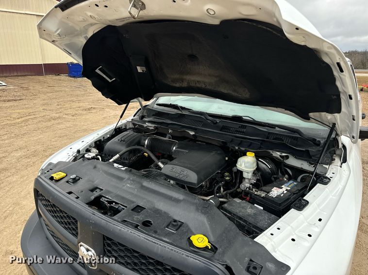 image for item EN5076 2014 Dodge Ram 1500 Crew Cab pickup truck