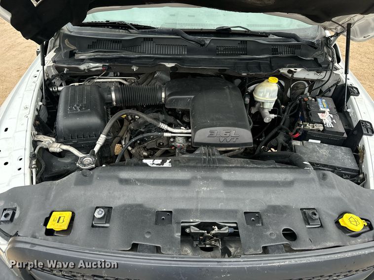 image for item EN5076 2014 Dodge Ram 1500 Crew Cab pickup truck