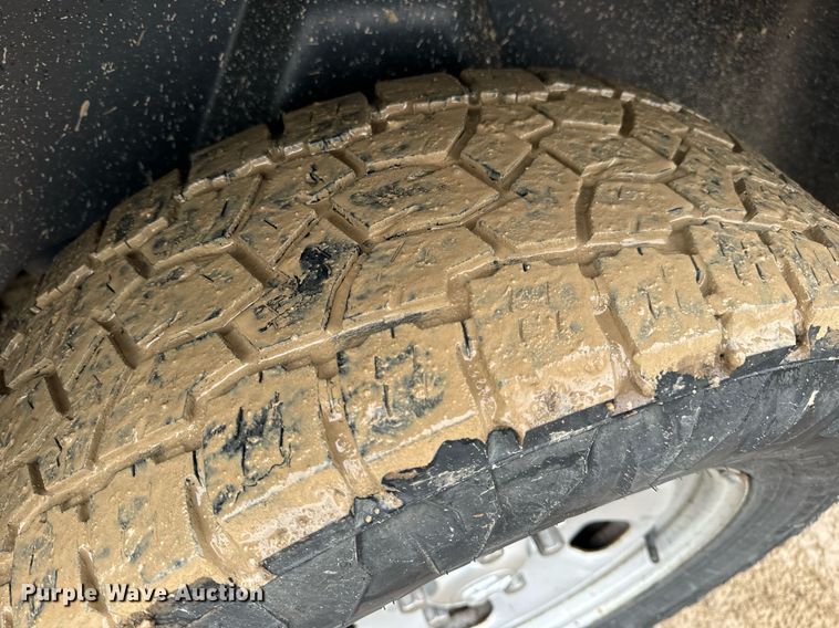 image for item EN5076 2014 Dodge Ram 1500 Crew Cab pickup truck