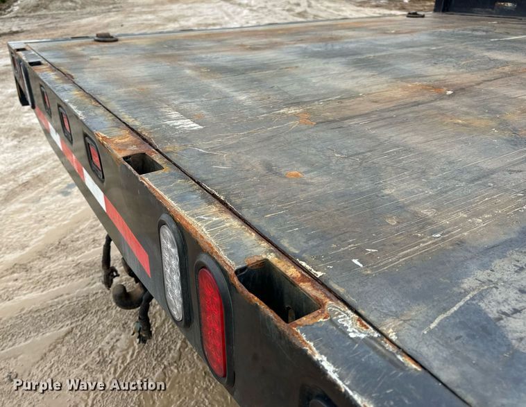 image for item EN5081 2006 International 7400 dump flatbed truck