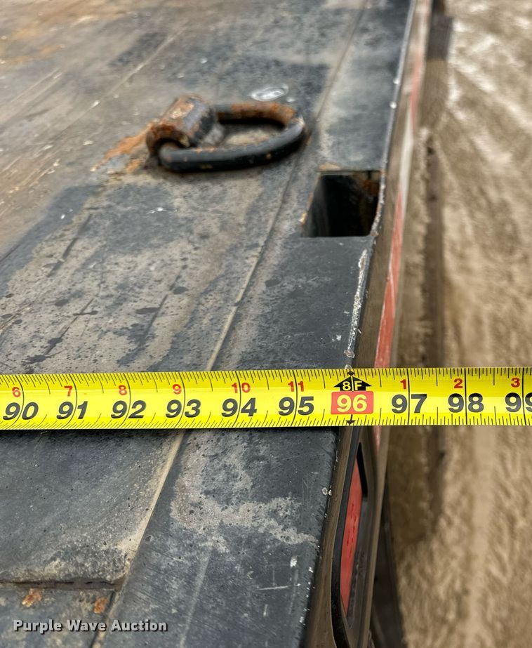 image for item EN5081 2006 International 7400 dump flatbed truck