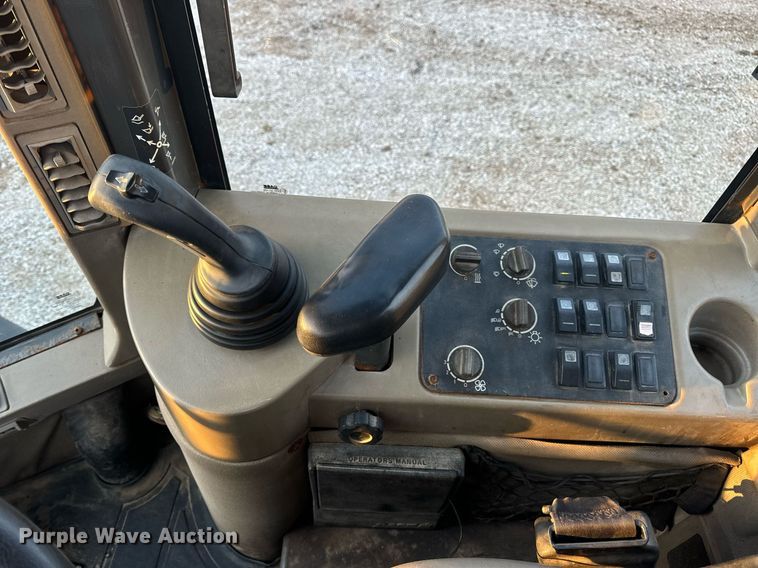 image for item EN5092 2008 Case 521D wheel loader