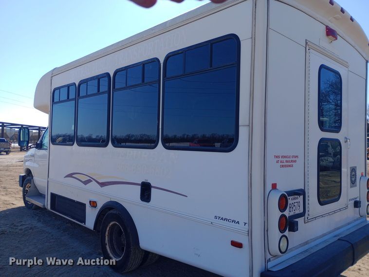 image for item EO0540 2008 Ford E450 shuttle bus