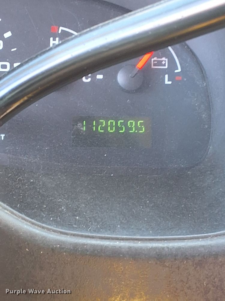 image for item EO0540 2008 Ford E450 shuttle bus