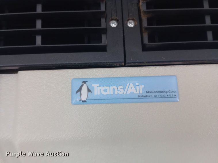 image for item EO0540 2008 Ford E450 shuttle bus