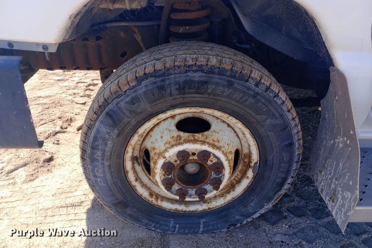 image for item EO0540 2008 Ford E450 shuttle bus